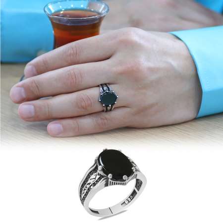 Oniks Taşlı Kenarları Mikro Siyah Zirkon Taş Süslemeli Oval Tasarım 925 Ayar Gümüş Erkek Yüzük - Thumbnail