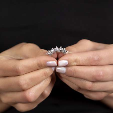 Starlight Diamond Pırlanta Montür Kalp Tasarım 925 Ayar Gümüş Kadın Beştaş Yüzük - Thumbnail